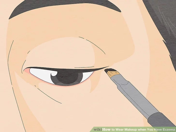 Bước 5: Định hình đôi mắt của bạn bằng gel lót và cọ dẹt.