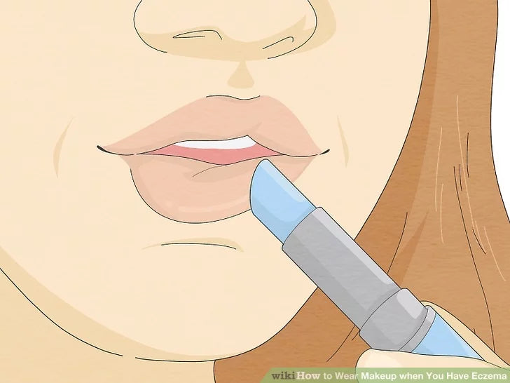 Bước 6: Sử dụng son môi nhẹ nhàng.