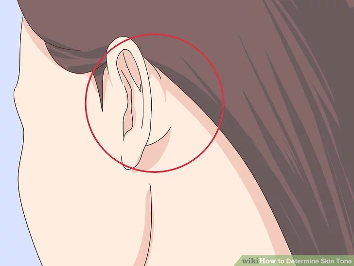 Bước 7: Nhờ một người bạn xem xét vùng da sau tai của bạn.