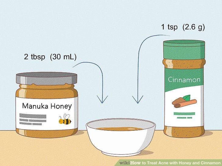 Bước 1: Trộn 2 thìa canh (30 mL) mật ong với 1 thìa cà phê (2,6 g) bột quế