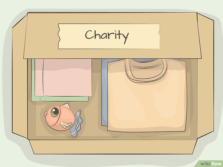 Bước 4: Đem cho tặng tất cả những cuốn sách, quần áo hoặc đồ chơi mà bạn không muốn dùng nữa là một việc làm ý nghĩa và hữu ích.