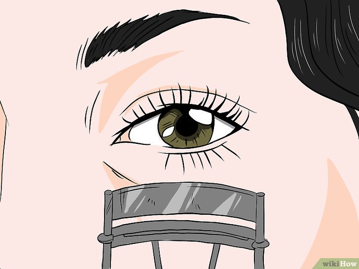 Bước 6: Dụng cụ bấm mi là một công cụ đơn giản nhưng hiệu quả để làm đẹp cho đôi mắt.