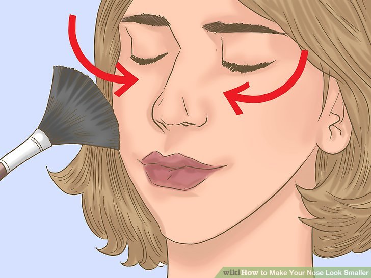 Bước 12: Phủ một ít phấn phủ lên mũi và mặt của bạn bằng cách sử dụng cọ to và mịn hoặc loại cọ kabuki