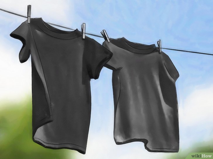 Bước 7: Phơi khô quần áo là cách tốt nhất để bảo vệ màu sắc của quần áo, đặc biệt là quần áo màu đen.