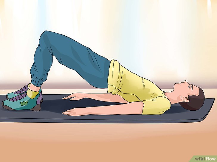 Bước 4: Động tác cây cầu là một bài tập hiệu quả cho cơ mông và cơ trọng tâm.