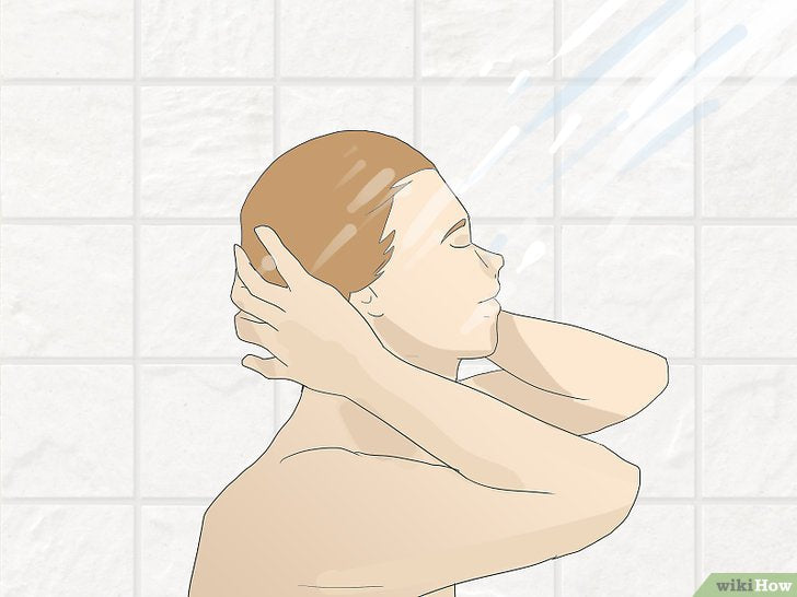 Bước 1: Tắm thường xuyên là một phần quan trọng của việc chăm sóc bản thân.