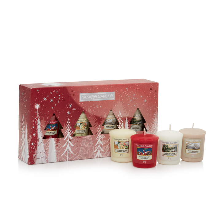 Yankee Candle 10 Tea Light and 1 Holder Gift Set - Magical Christmas  Morning - Fox and Lantern