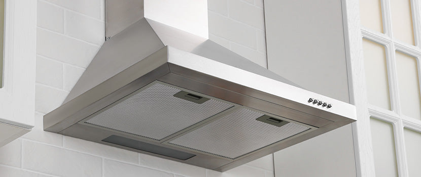 A simple stainless steel rangehood from Devanti is the perfect kitchen ventilation solution.