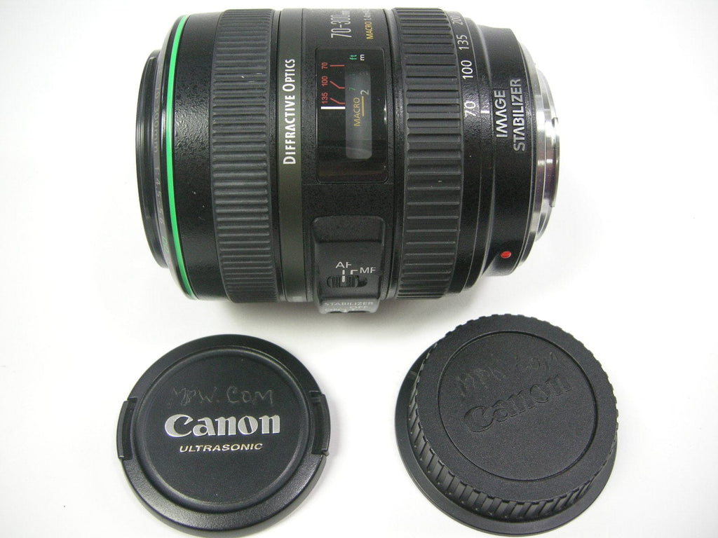 Canon EF Zoom 70-300mm f4.5-5.6 DO IS USM lens