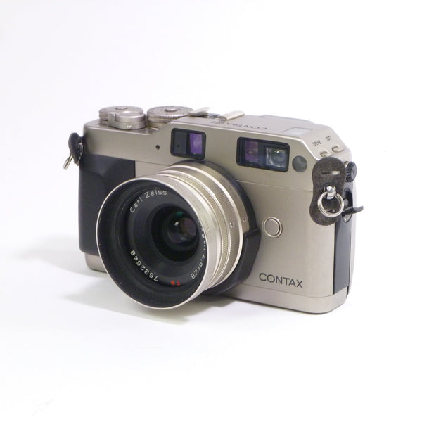 Contax G1 w/ Carl Zeiss Biogon 28mm f/2.8 T* Lens