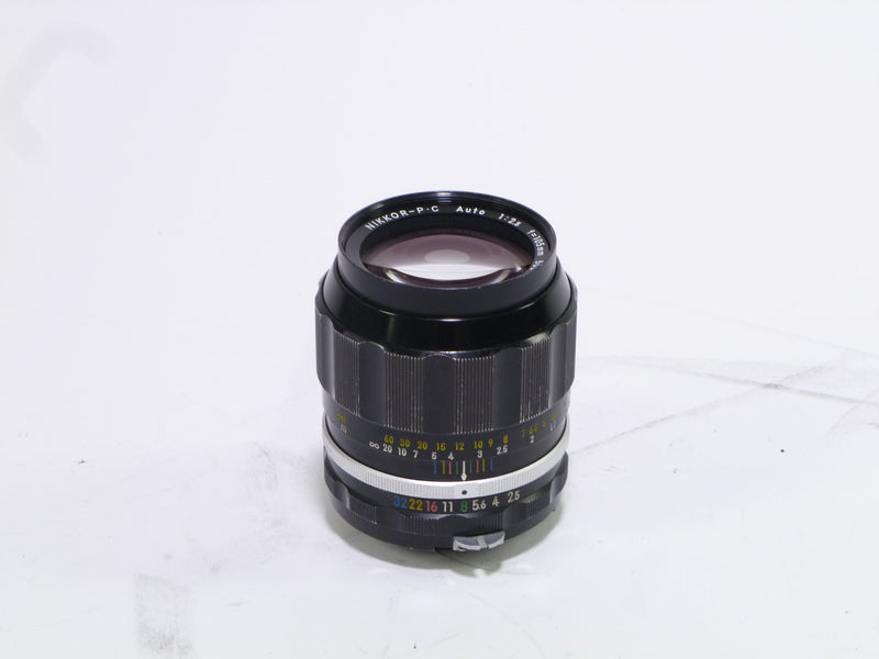 Nikon NIKKOR-P·C Auto 105mm f/2.5 AI Converted Lens Lenses - Small Format - Nikon F Mount Lenses Manual Focus Nikon 500808