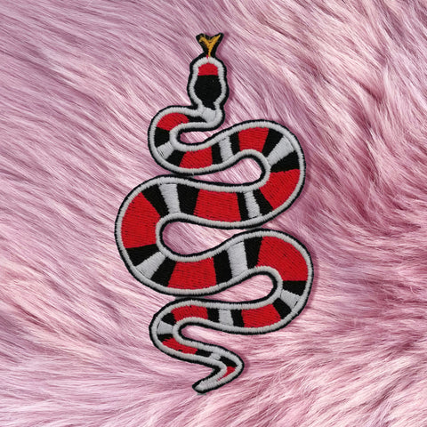 Gucci S/S16  Snake wallpaper, Iphone wallpaper, Prints