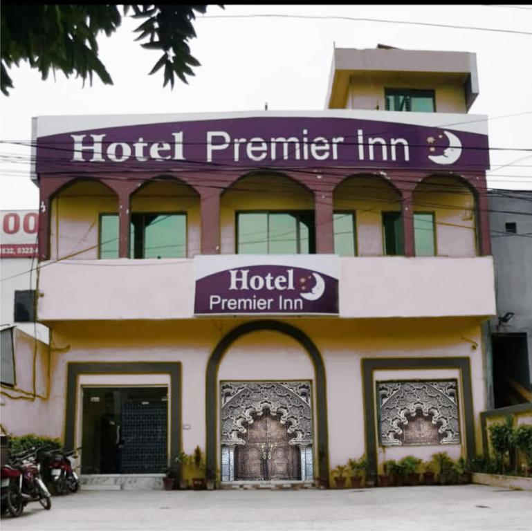 hotel visit inn johar town