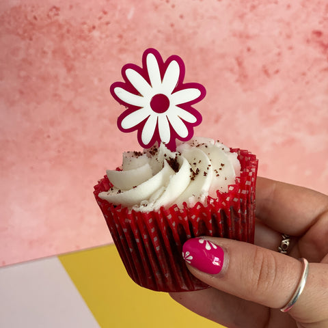 Cupcake with Flower Cupcake Topper