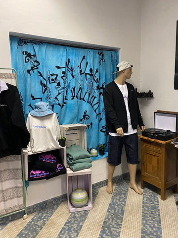 Pop-up store, tomporary store, negozio temporaneo di abbigliamento bio in cotone organico, come aprire un pop-up store temporaneo