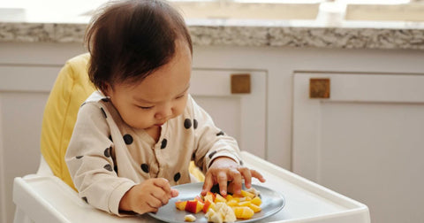 toddler eating