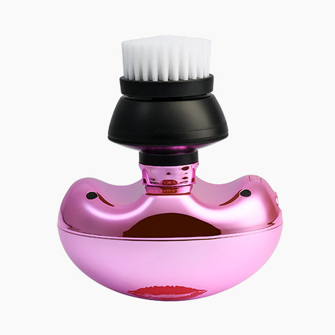 butterfly kiss by skull shaver is water resistant so you can shave in the shower