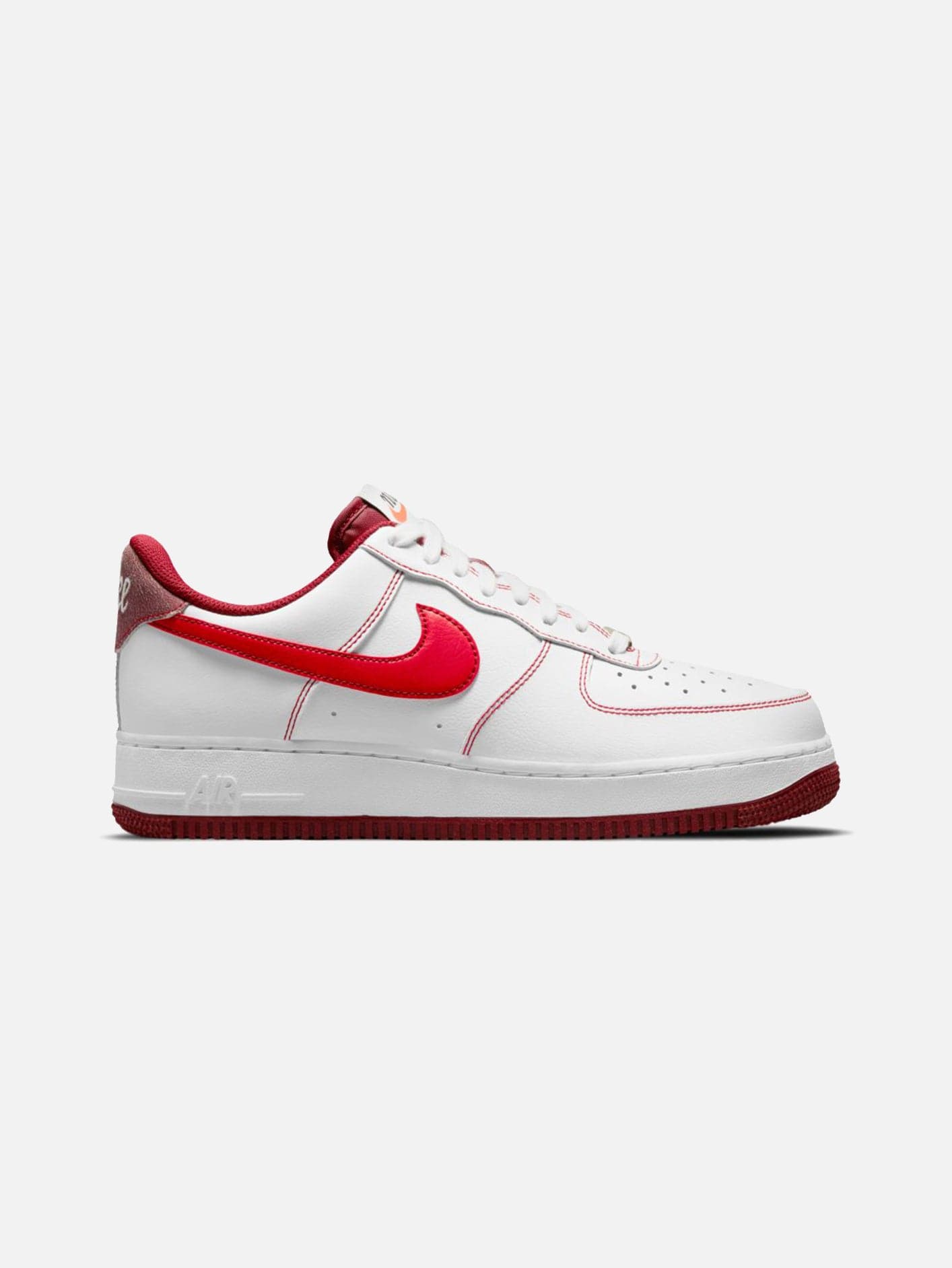 nike air force 1 07 university red