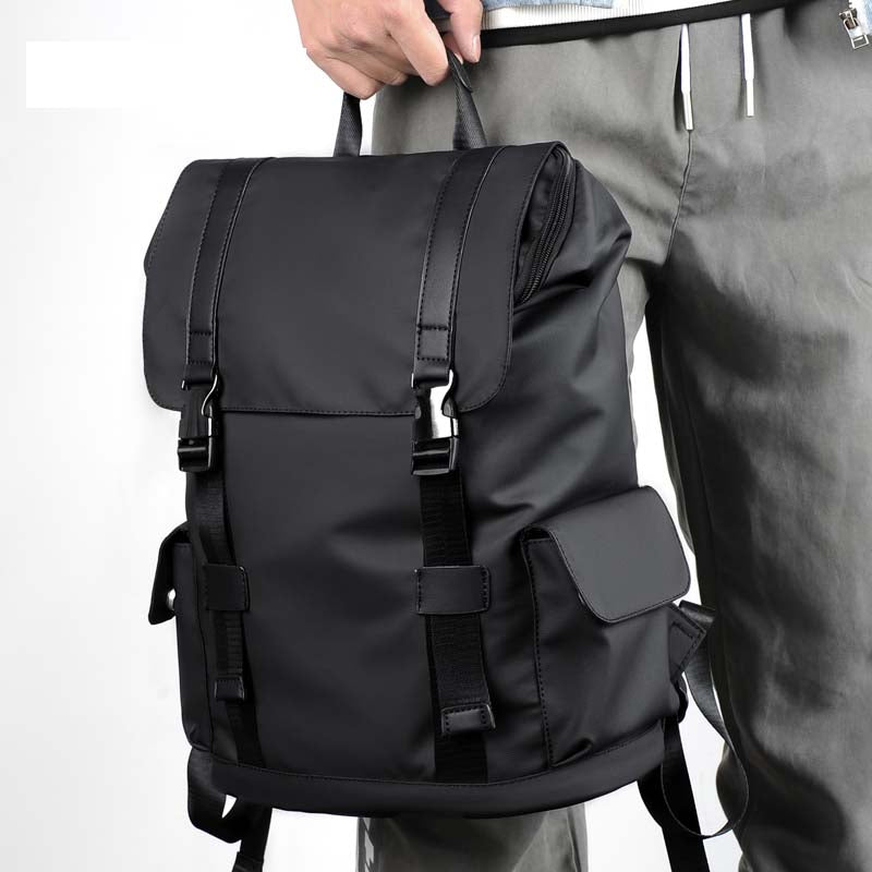 Vegan Leather Backpack Caligo Lifestyle Picture