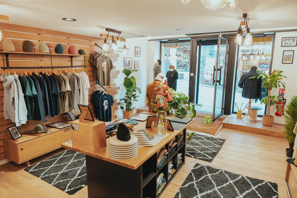 El interior de nuestra tienda en Bayona