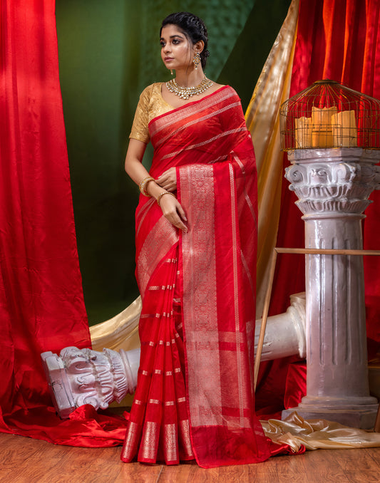 Trisha Krishnan elevates her glam quotient to new heights in a red saree |  Times of India