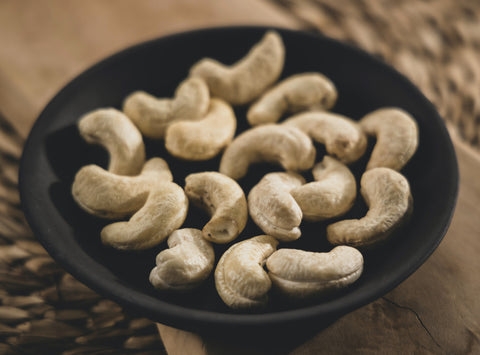 10 best snacks for the office so you can do your best work. #10 Cashews