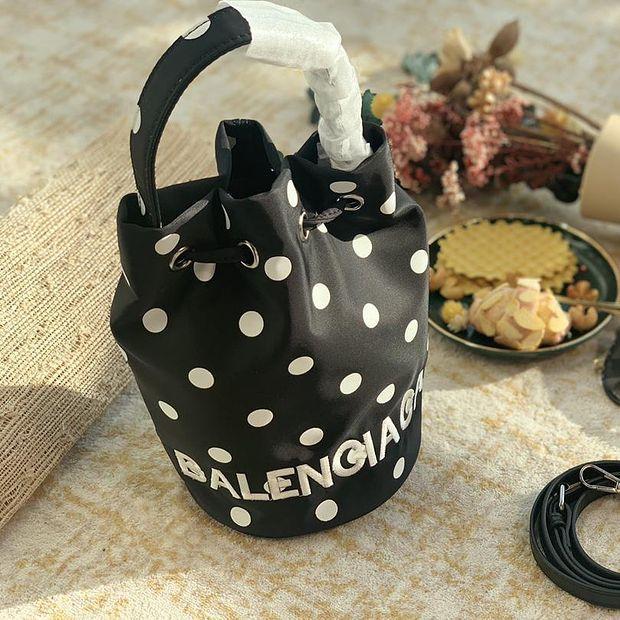 Balenciaga Latest Drawstring Bucket Bag Ladies Handbag Personali