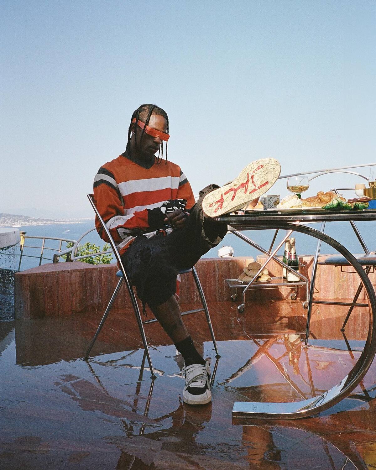 Ovrnundr on X: Travis Scott wearing unreleased Nike Air Jordan 1