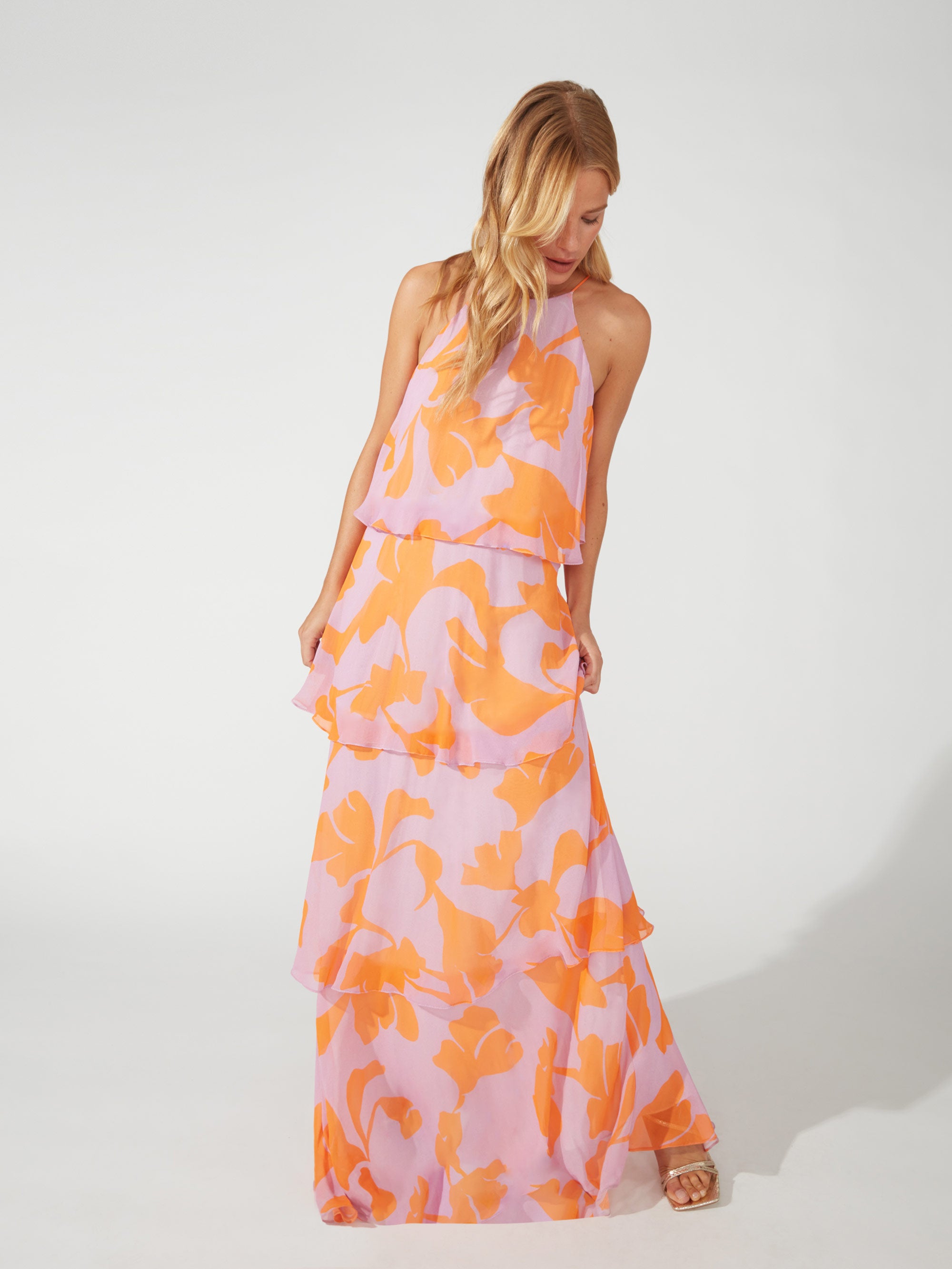 Isla Pleated Tiered Maxi Dress – Ro&Zo