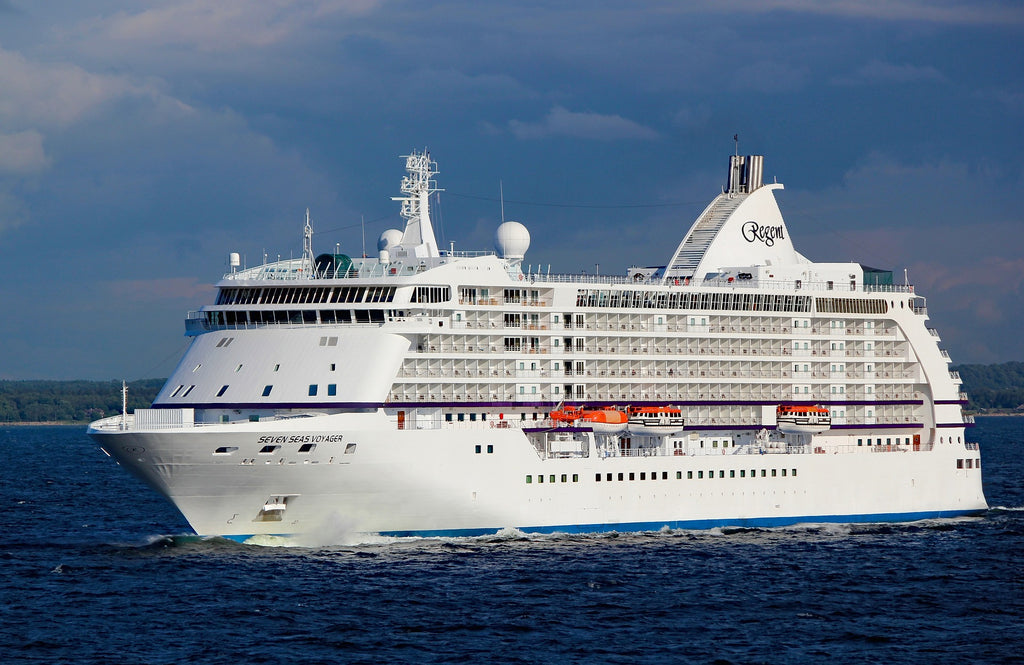 Regency Cruises - Travelking