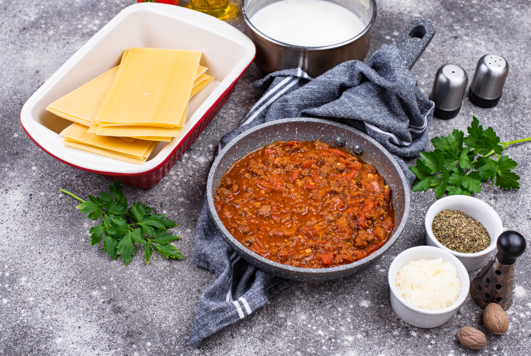 ingredienti delle lasagne tradizionali alla bolognese