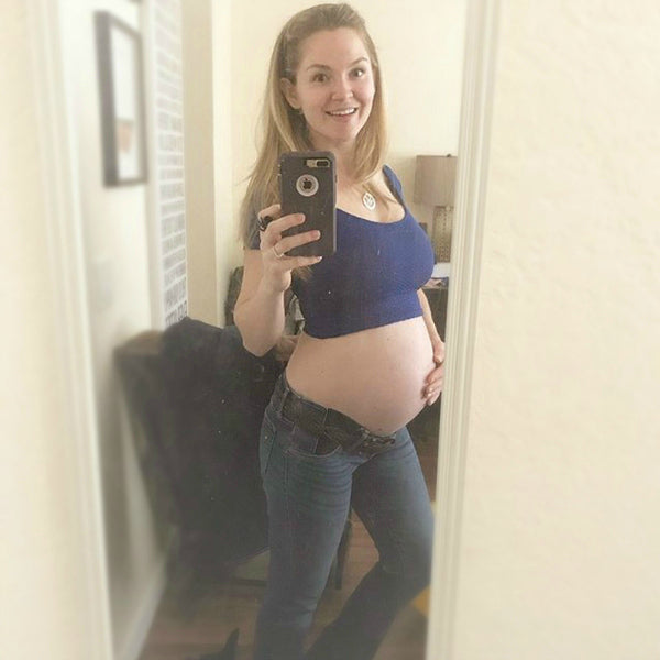 Does This Bump Make Me Look Pregnant? - Earth Mama Blog