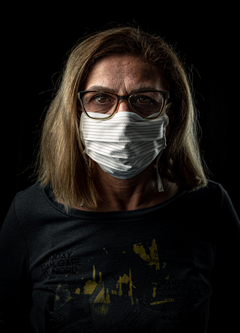 woman wearing face mask with glasses