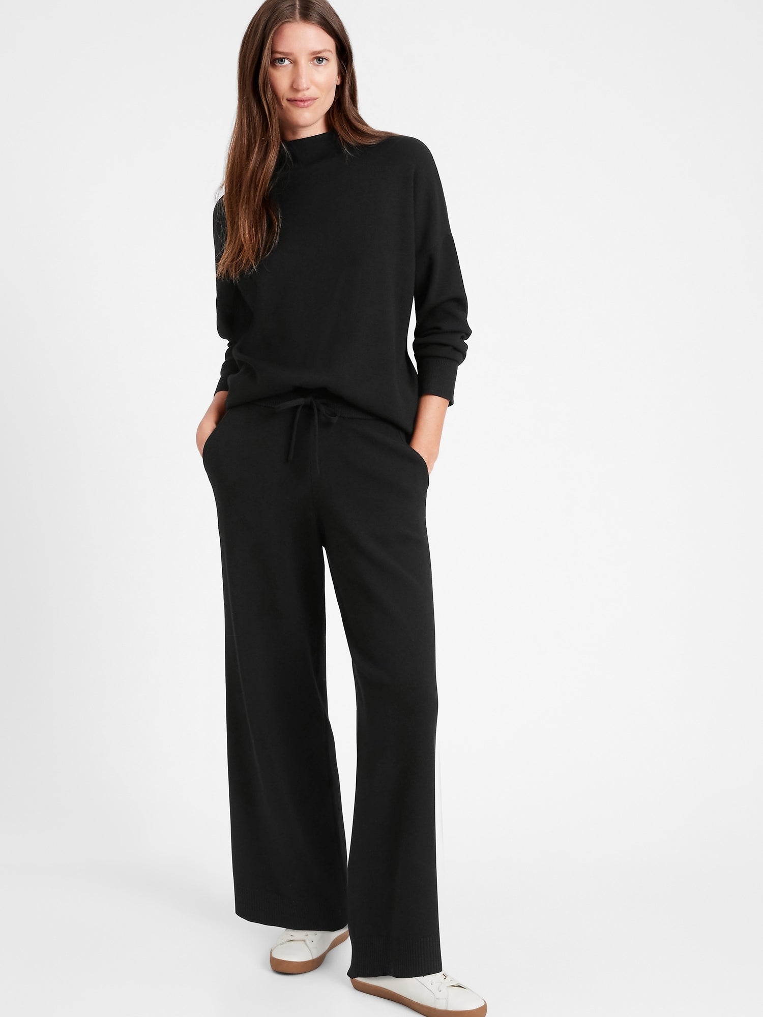 Banana Republic | Wide-Leg Sweater Pant in Black | Teacher Style Box