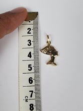 Load image into Gallery viewer, 14k Mini Nefertiti Pendant

