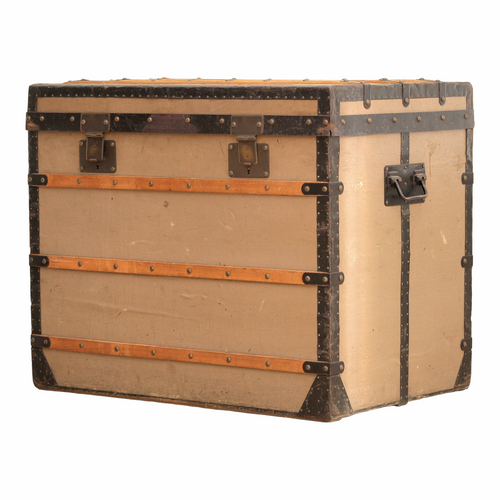 LOUIS VUITTON trunk with gray canvas call Gray trianon 