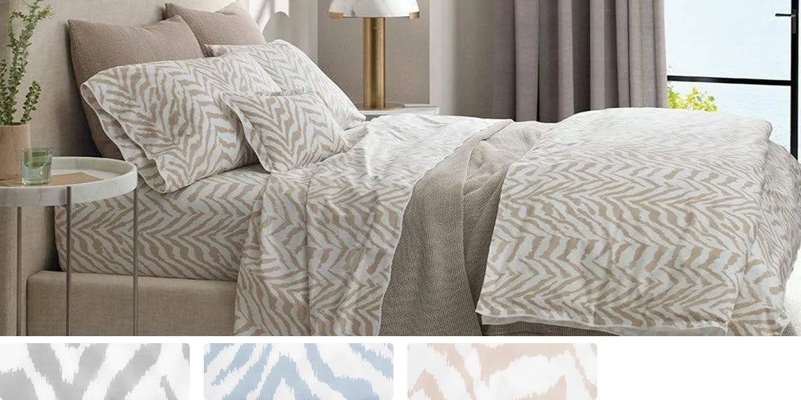 Browse the Matouk Schumacher Quincy bedding collection