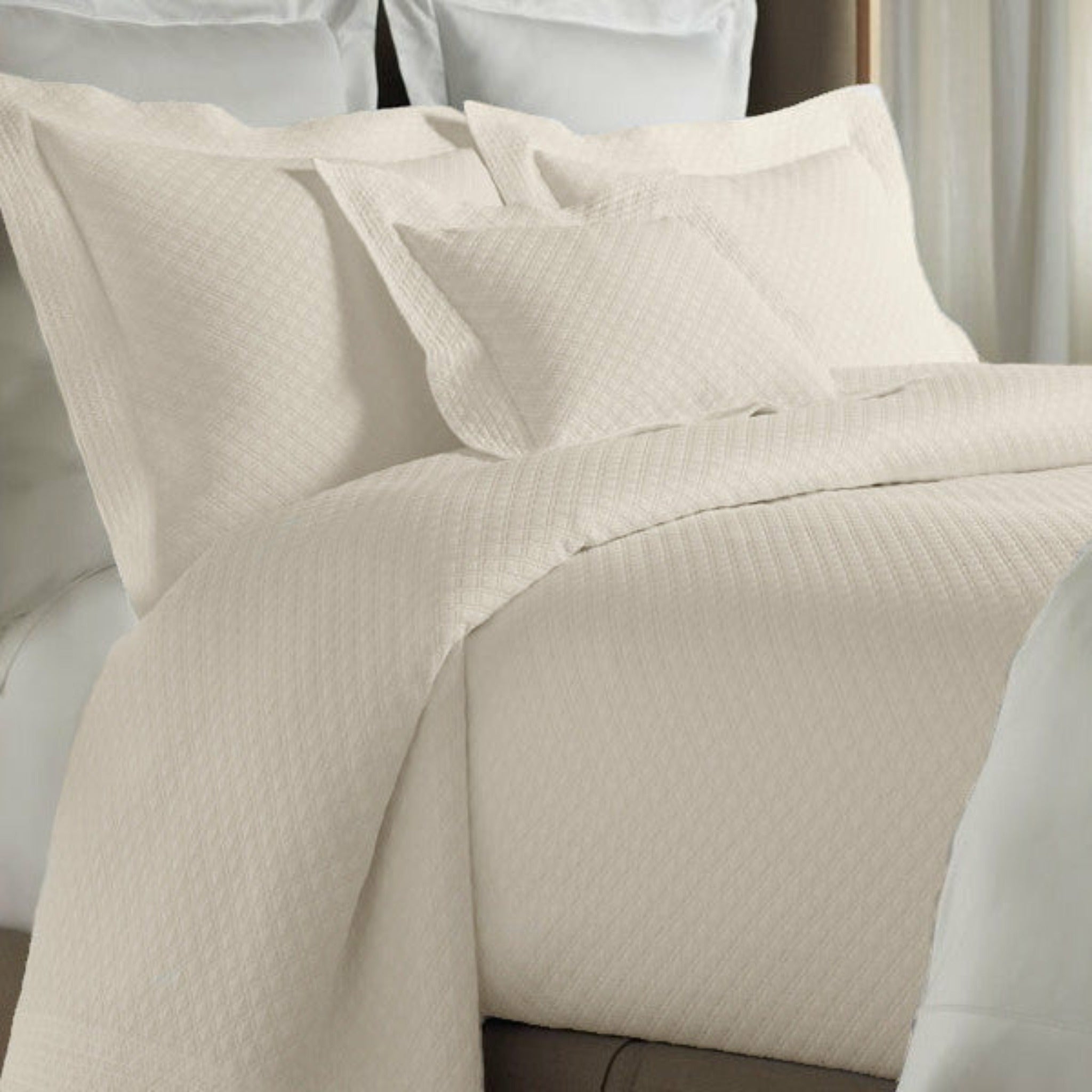 Peacock Alley Alyssa Bedding Natural