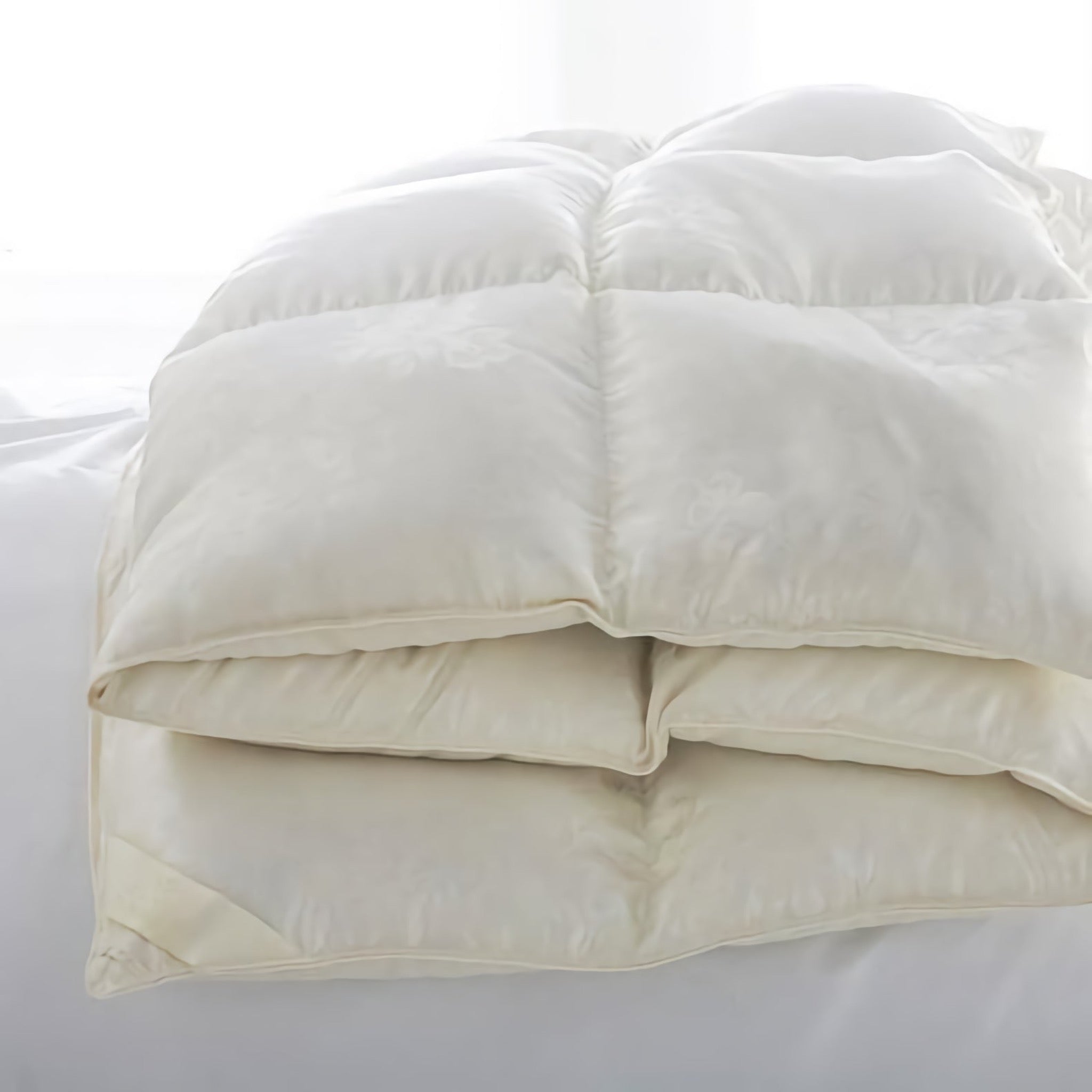 Warm Things German Batiste Baffled Box Light Weight Hungarian Goose Down Comforter Level 2 White/Oversized King