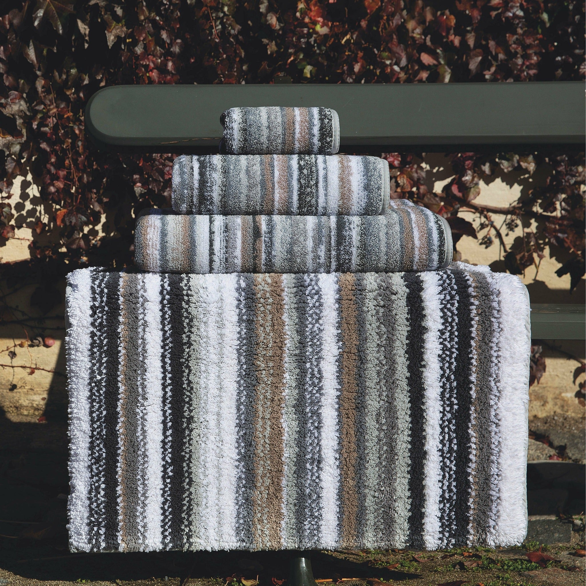 bathroom towels and rugs sets