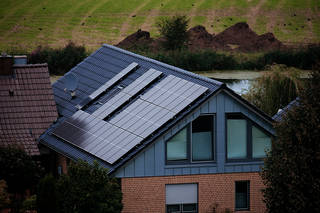 The environmental benefits of switching to solar energy