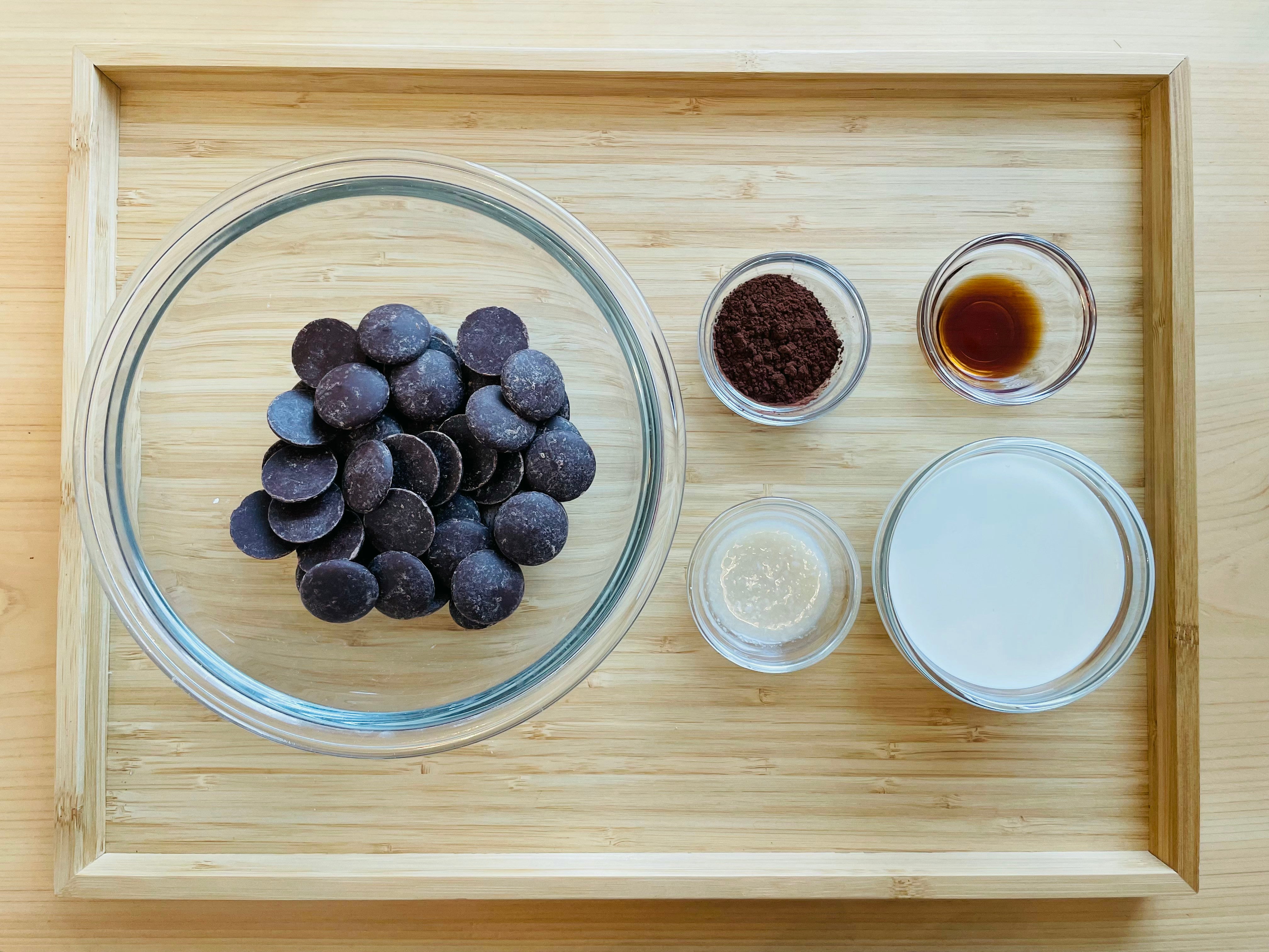 とろける口溶け♪塩麹生チョコ 材料の写真