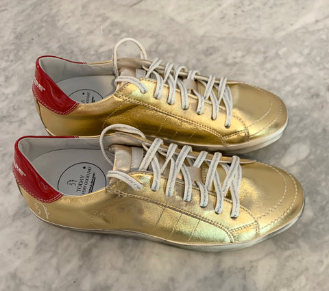 Primabase gold sneakers
