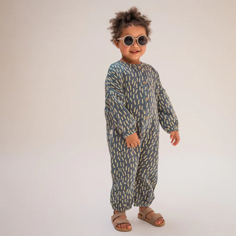 Claude and Co - organic baby and childrenswear. Milking it brand