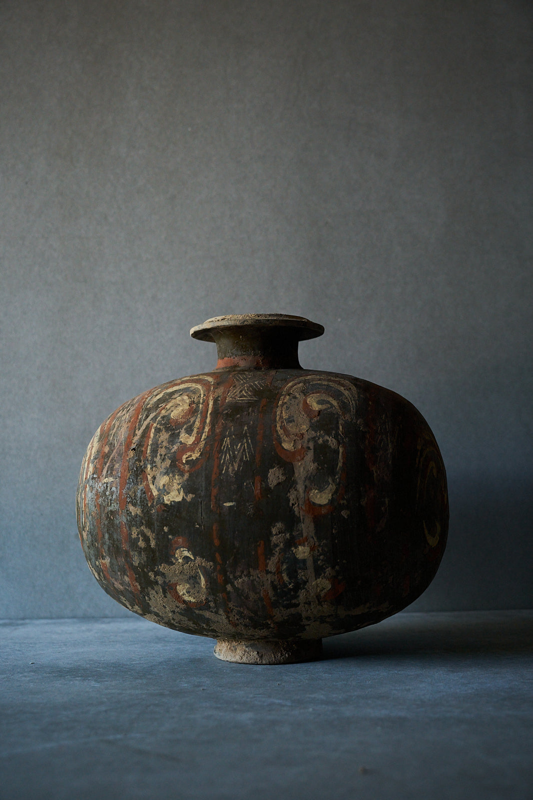Barrel Shape Painted Ancient Earthernware