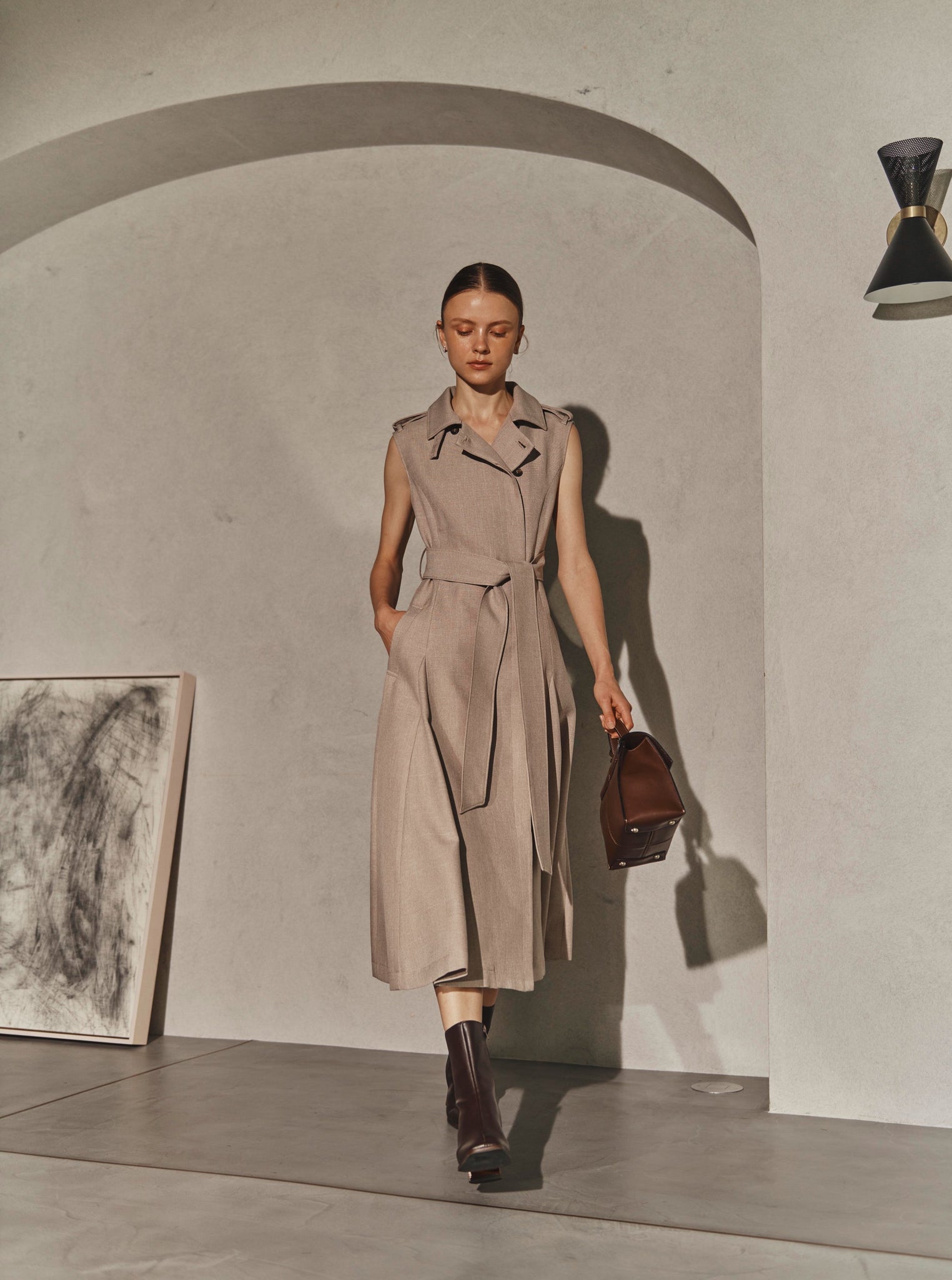 Sleeveless coat dress / L’Or  Brown