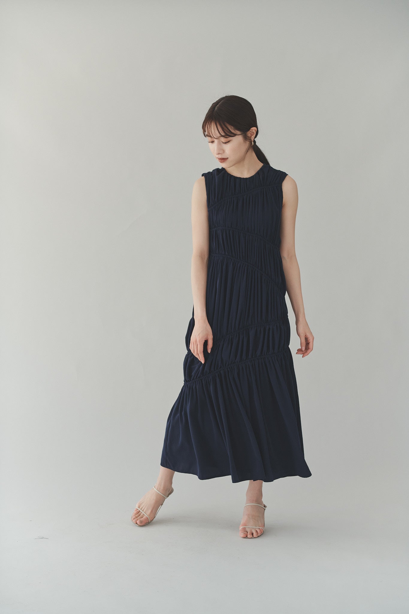 ネット限定】 2WAY DENIM RANDOM SHIRRING DRESS sleepyhollowevents.com