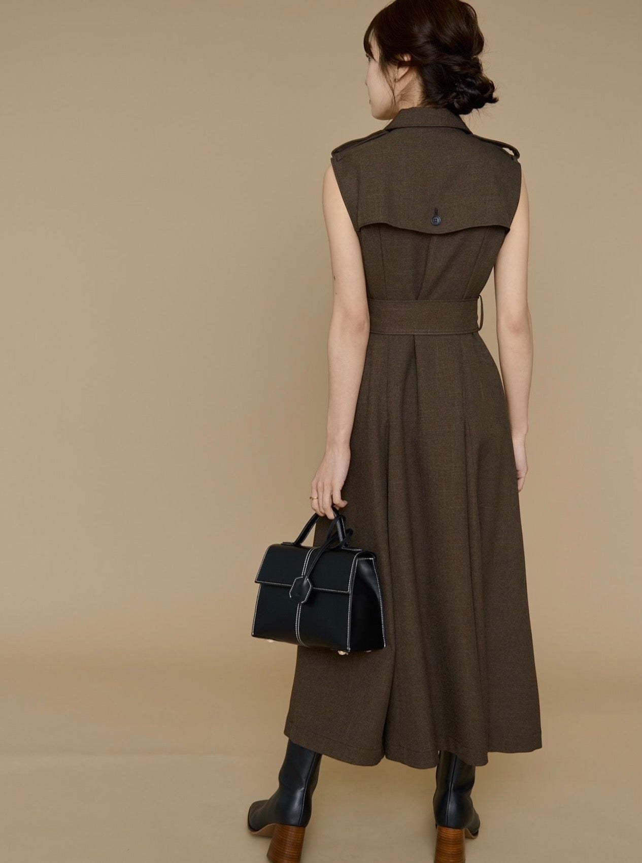 販売 L'or sleeveless coat dress - ワンピース