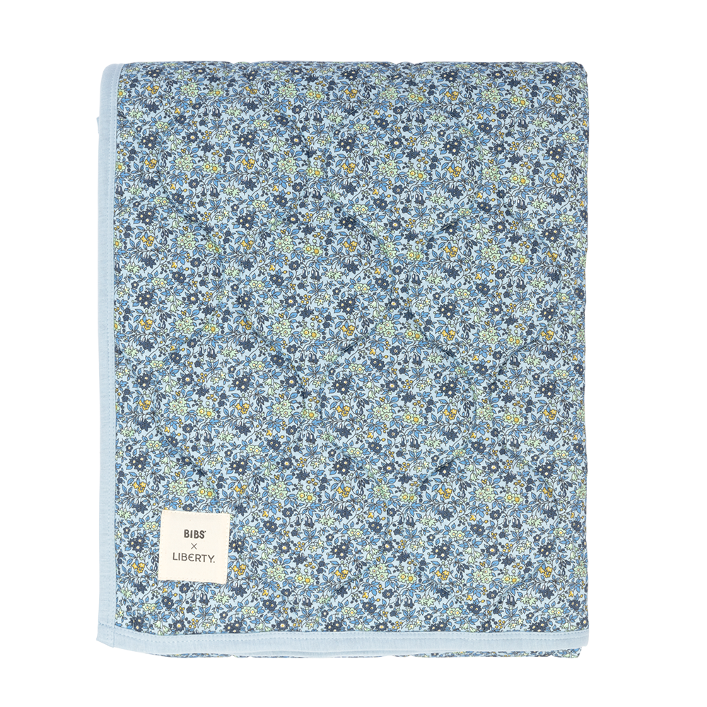 Billede af BIBS x LIBERTY Quilted Blanket Chamomile Lawn - Baby Blue