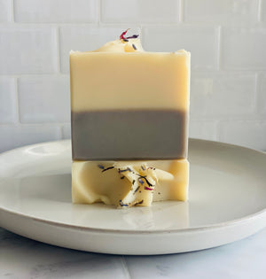 LAVENDER + COCONUT MILK - Neva Natural 